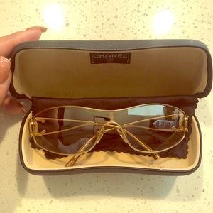 Chanel sunglasses 😎